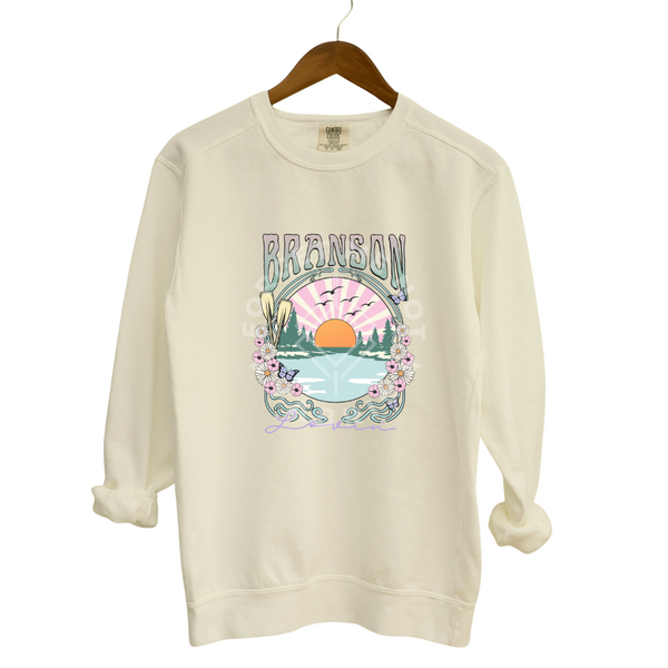 Branson Scenery, Tan Sweatshirt (Size Medium), Graphic Shirts